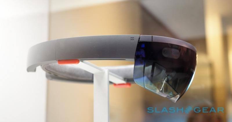 Microsoft HoloLens tipped to magically leap to v3, skip v2
