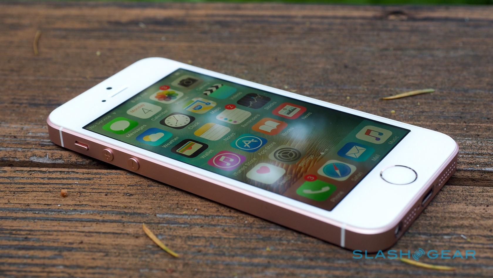 Обзор iphone. Iphone Apple beautiful iphone. Iphone se with Green Phone. Iphone Apple beautiful. Apple iphone" qulaqliq.