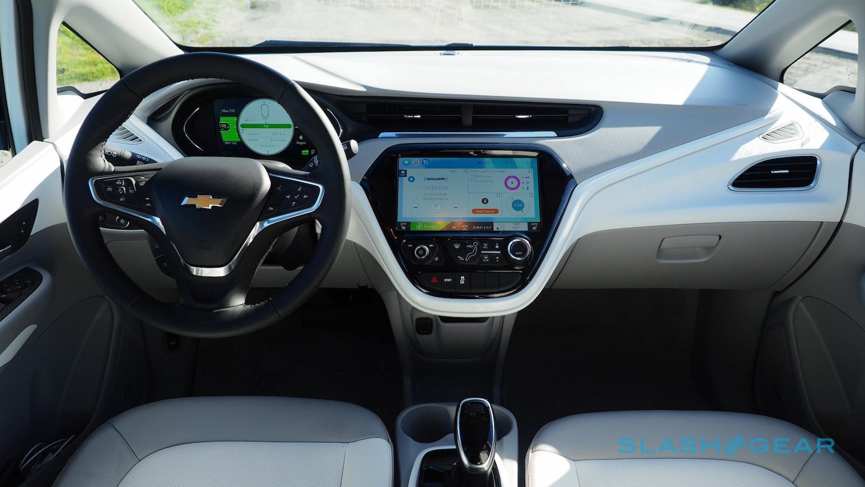 2017 Chevrolet Bolt Ev Review Electric All Rounder Slashgear The Ability To Plug In A Small Liance Or Laptop Charger 110v Outlet Would Be Great Too But Chevrolet Doesn T Offer It