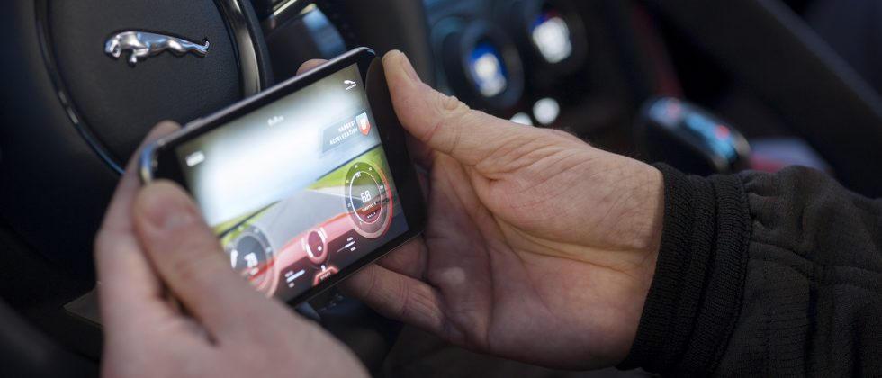 Jaguar ReRun GoPro app joins 2018 F-Type’s big tech upgrade