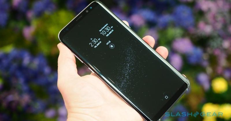 Galaxy S8 home button fidgets to prevent screen burn-in