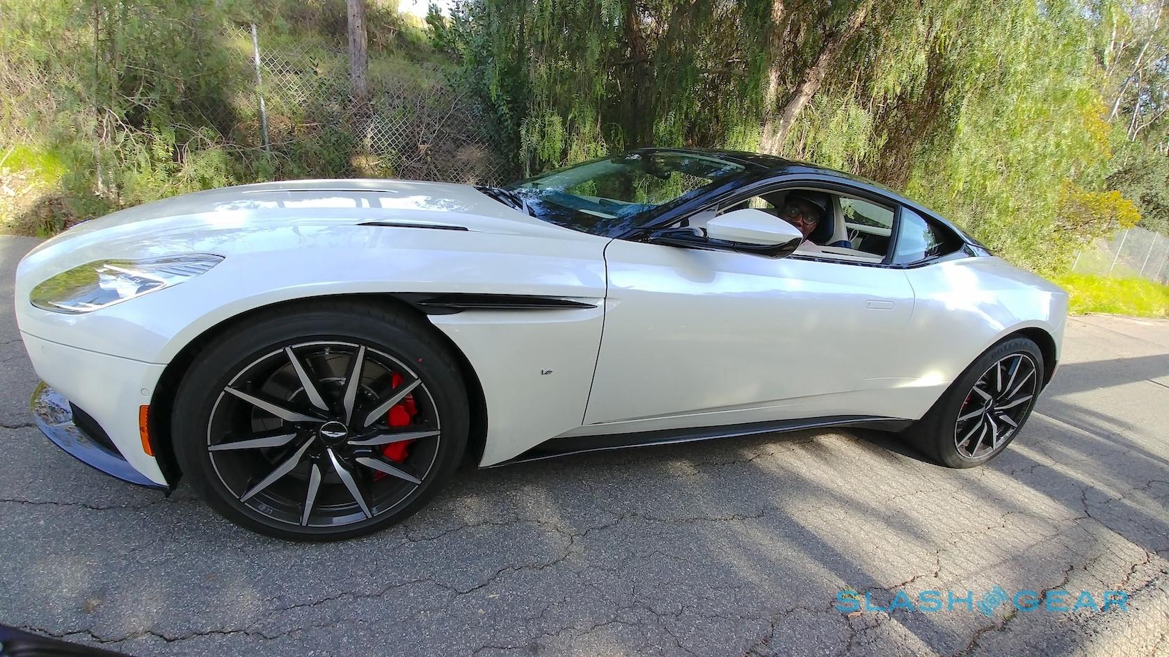 The 2017 Aston Martin DB11 is unlike any other Gran Tourismo - SlashGear