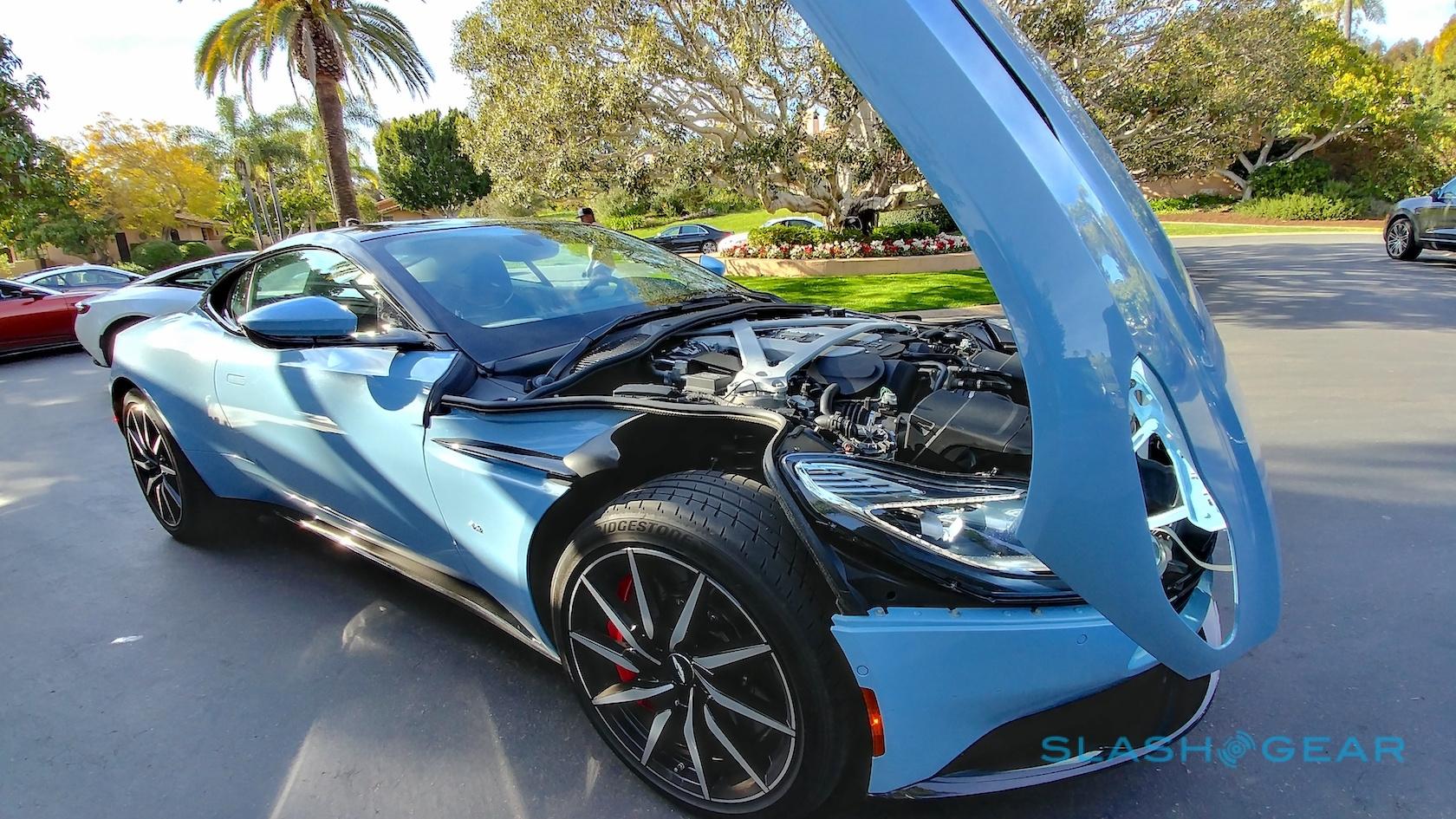 The 2017 Aston Martin DB11 is unlike any other Gran Tourismo - SlashGear