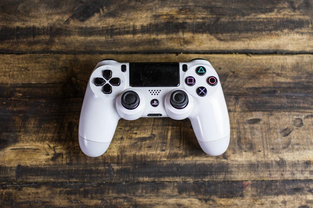play pc games with ps4 controller