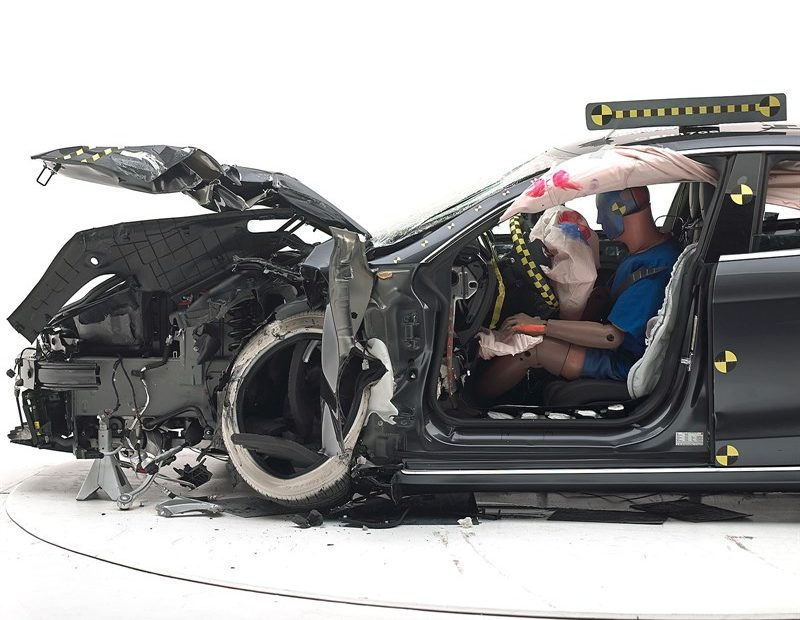 As Tesla Protests What Exactly Is Iihs Small Overlap Front
