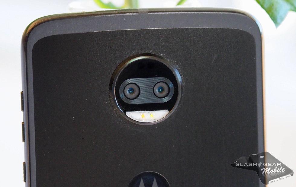 moto z2 force watch
