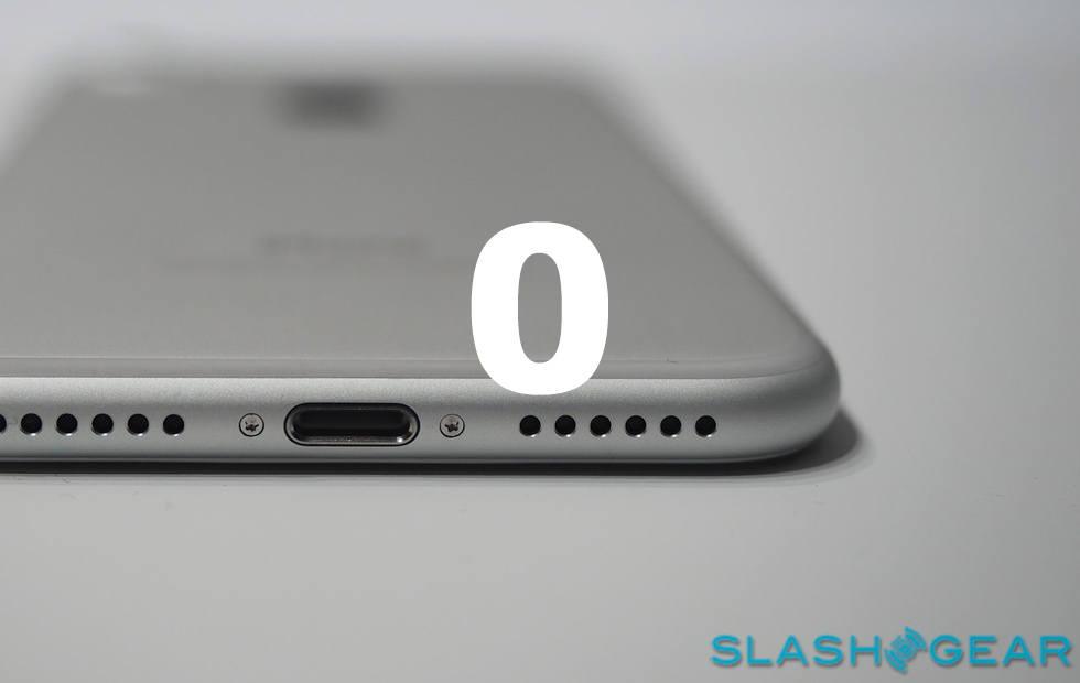Google made fun of iPhone's lack of jack - SlashGear