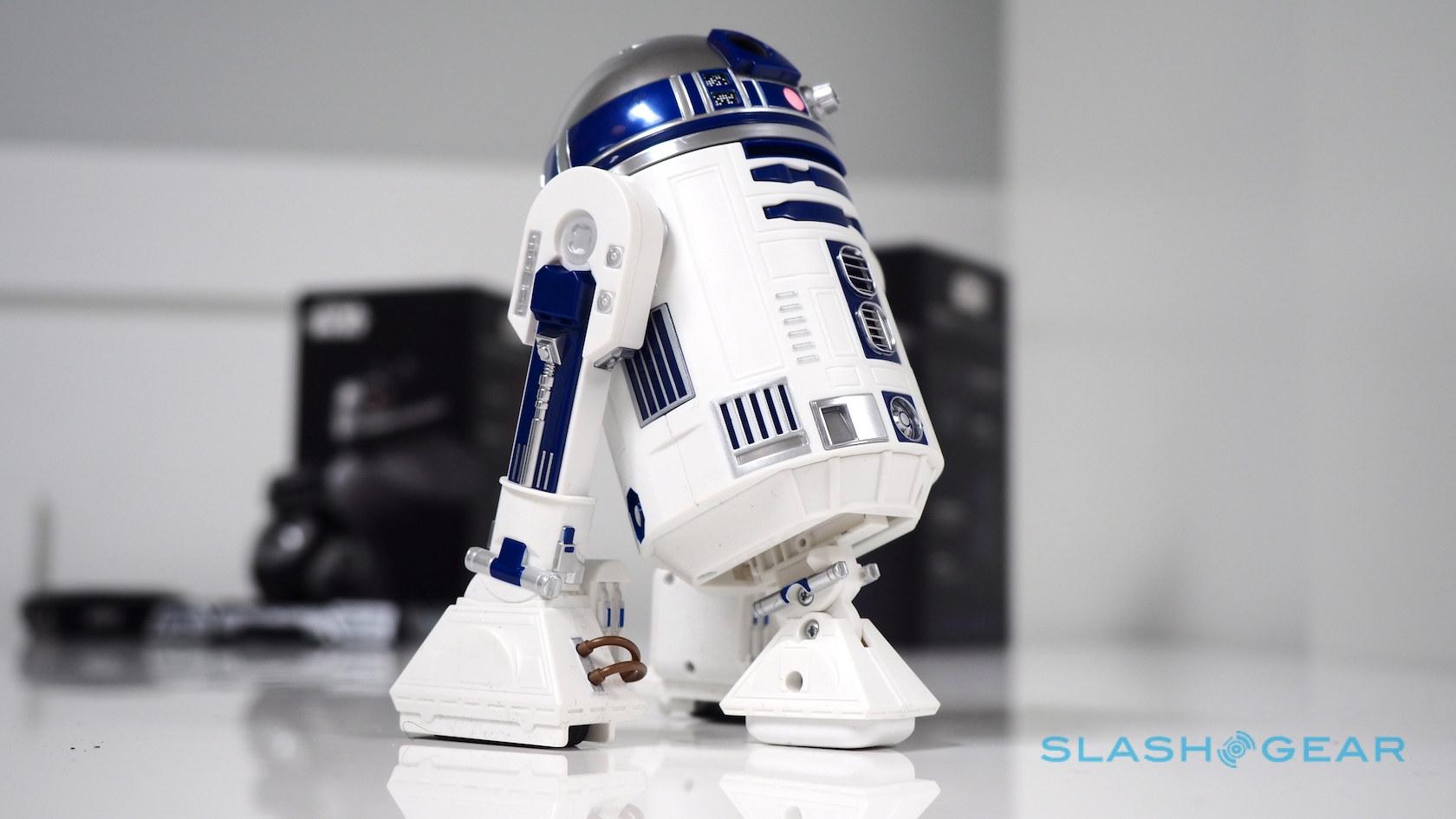 sphero r2d2 power button