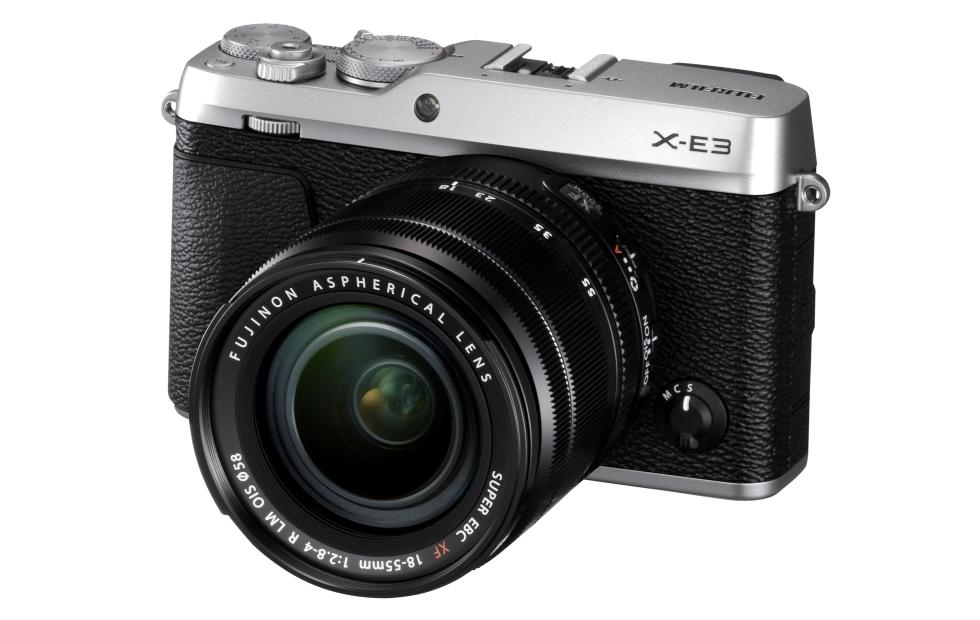 Fujifilm X-E3 woos smartphone users with touchscreen, Bluetooth