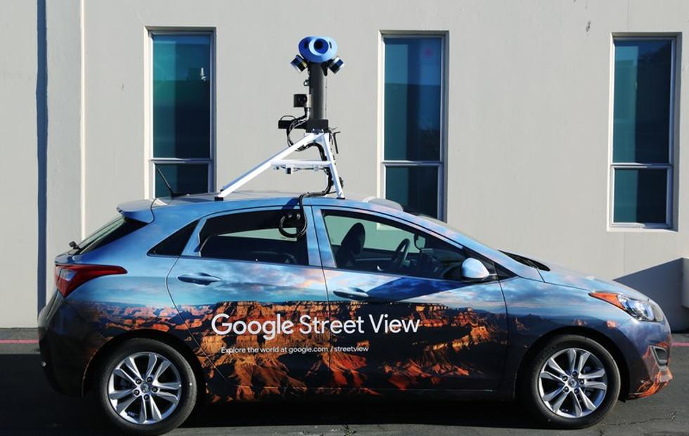 Google Street View employs AI to read street, business signs