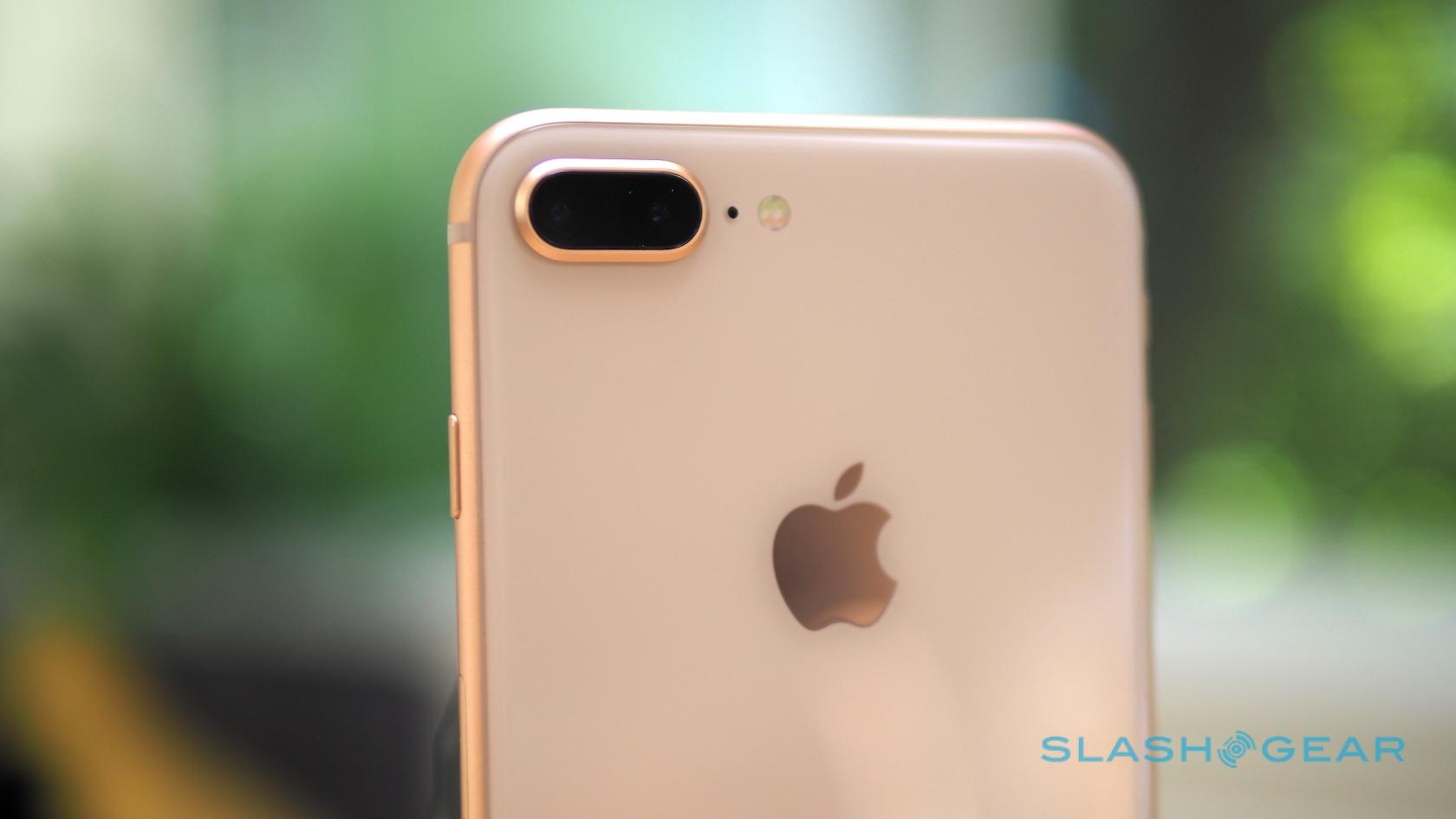 iPhone 8 Review - SlashGear