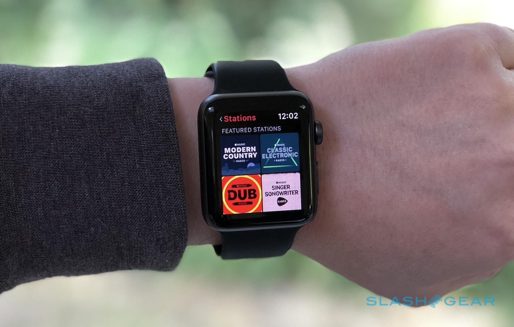 can i play apple music on apple watch