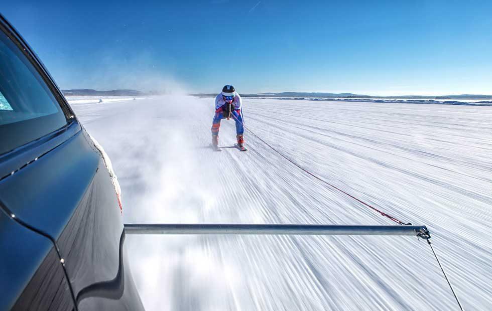 Jaguar XF Sportbrake tows skier at 117 mph to set world record