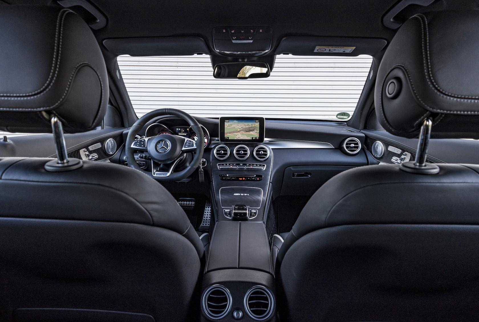 18 Mercedes Amg Glc63 S 4matic First Drive Suv Royalty Slashgear