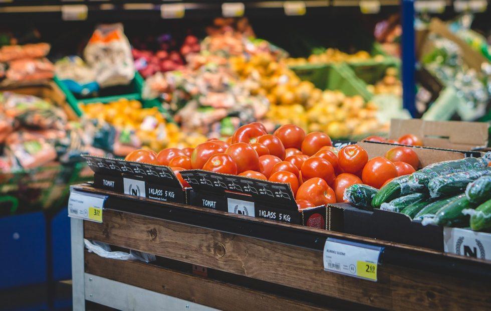 Kroger’s mobile scanning tech will cut checkout lines in 2018