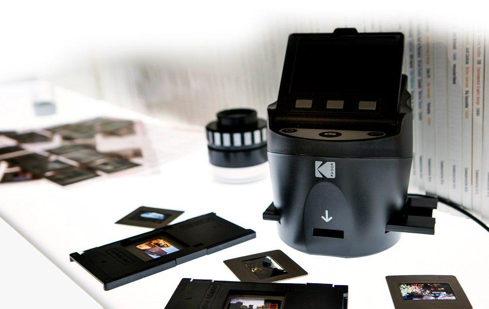 Kodak Scanza turns your old film negatives into digital images SlashGear
