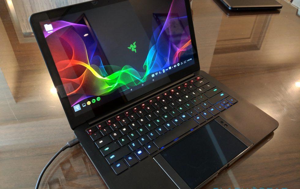 Razer Project Linda hands-on: Android phone-powered notebook