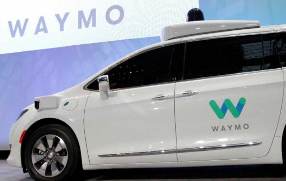 FCA and Waymo expand partnership with “thousands” of Pacifica hybrid vans