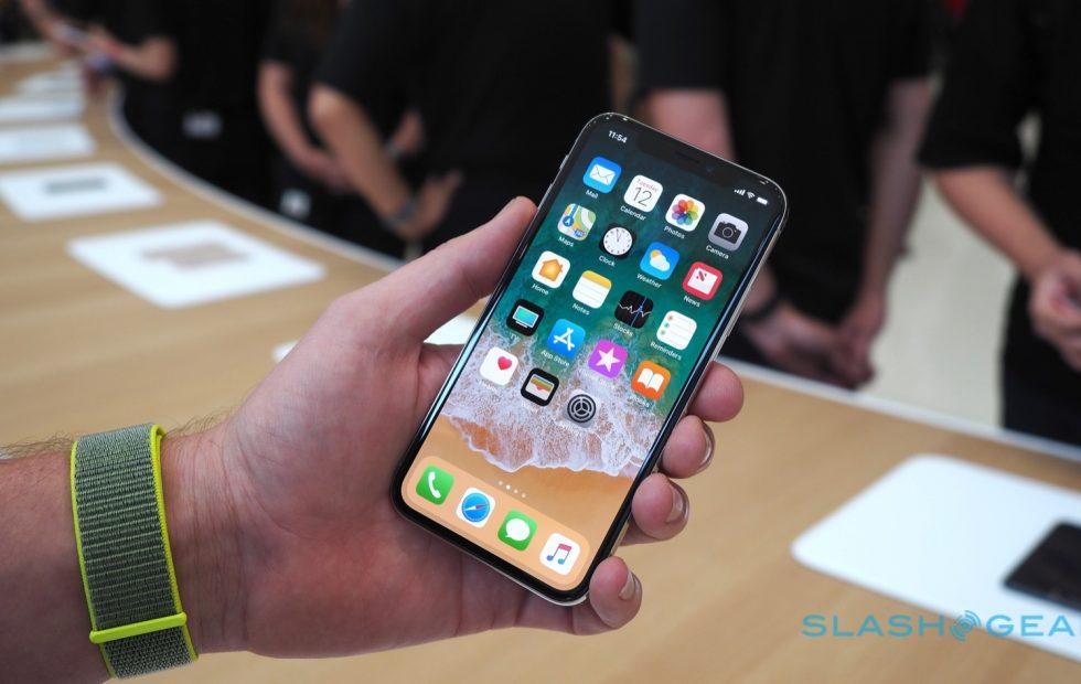 voorzichtig congestie In de omgeving van 5.85-inch OLED iPhone will be cheaper to make then iPhone X - SlashGear