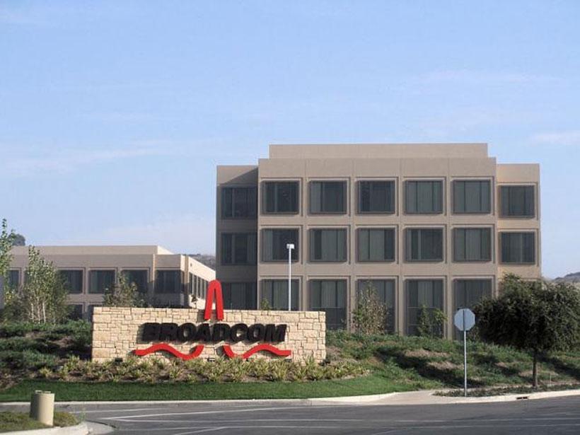 Broadcom pulls Qualcomm offer after Trump shuts deal down