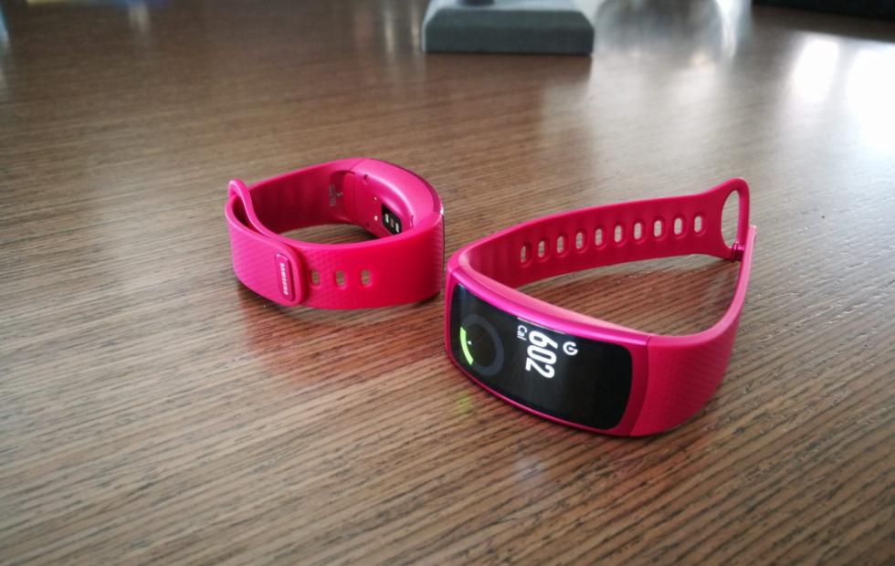 samsung gear fit 2 pink small