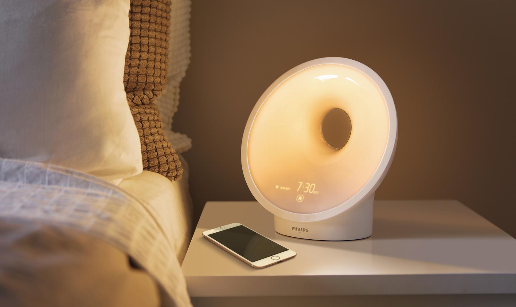 Philips&#39; Somneo Connected lamp is an air critic for your bedroom - SlashGear