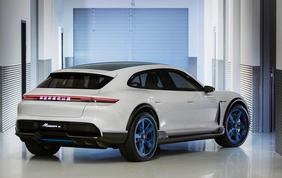 Porsche plans 500 fast chargers for its US Supercharger rival