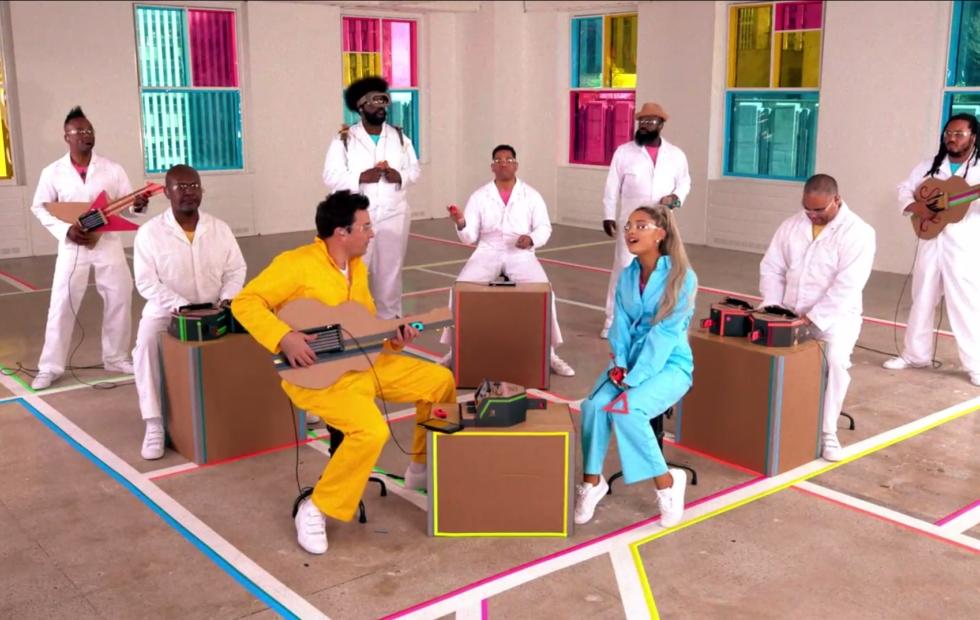 Nintendo Labo, Ariana Grande, The Roots, Fallon make a music video