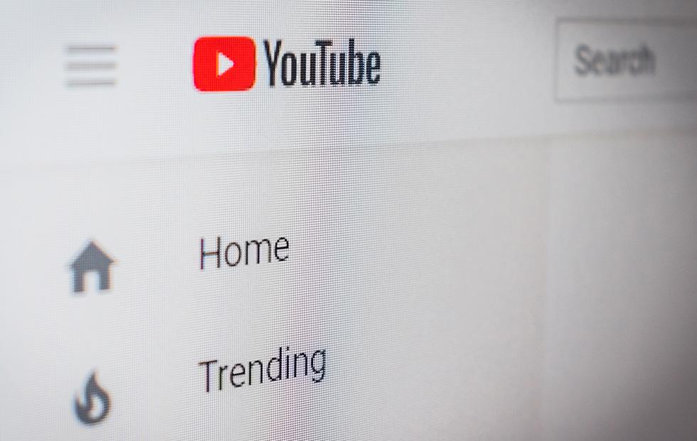YouTube livestreams get support for playing pre-recorded videos