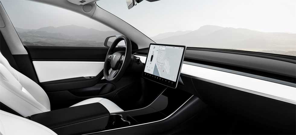 View Tesla Model 3 2021 White Pictures