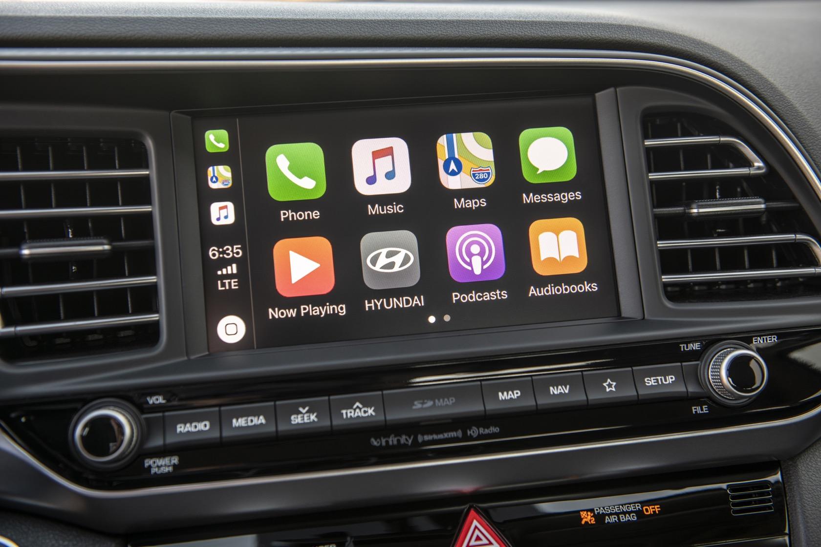2019 Hyundai Elantra Sedan Gets Safer, More Memorable SlashGear