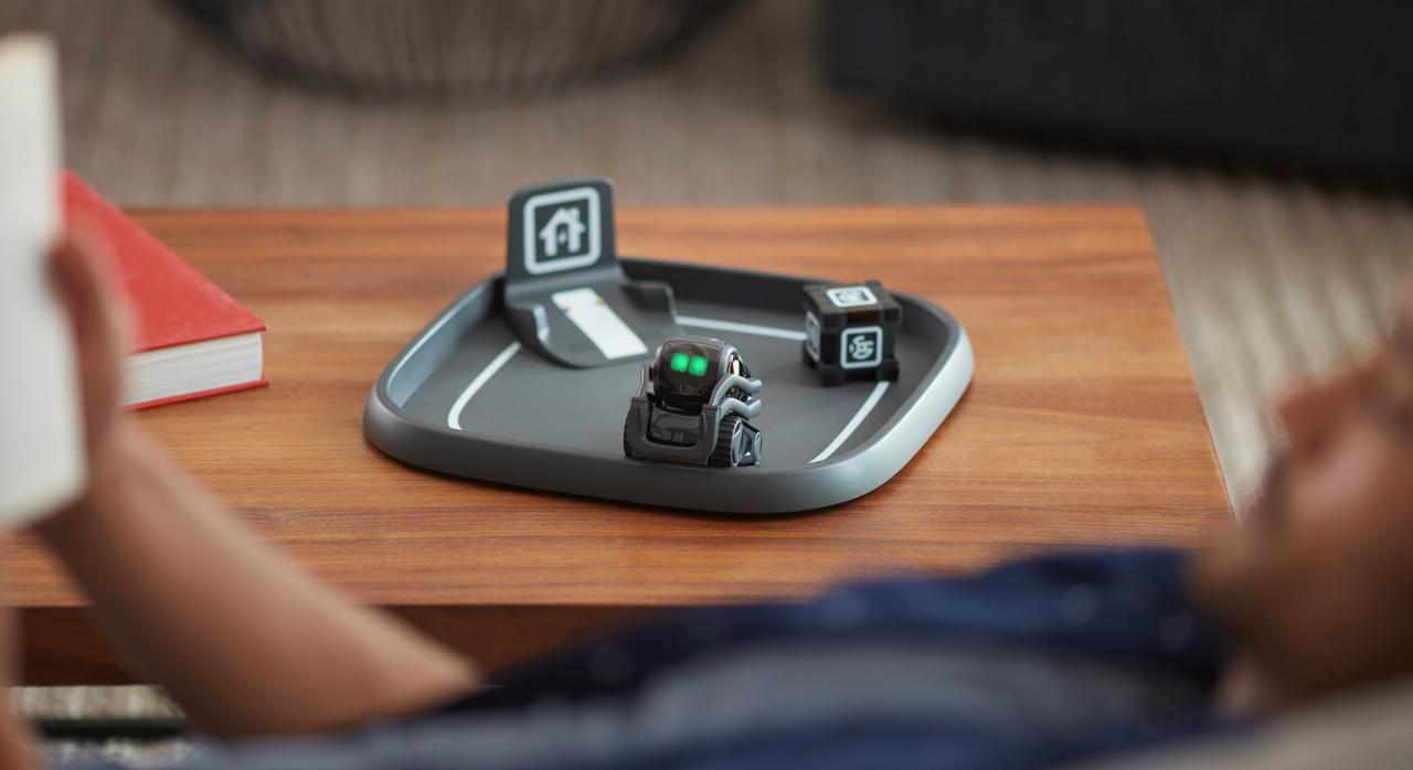 anki vector cozmo