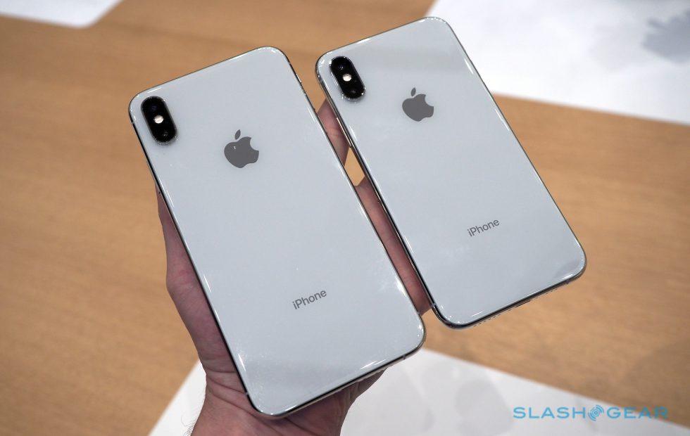 should i get the iphone xr or xs