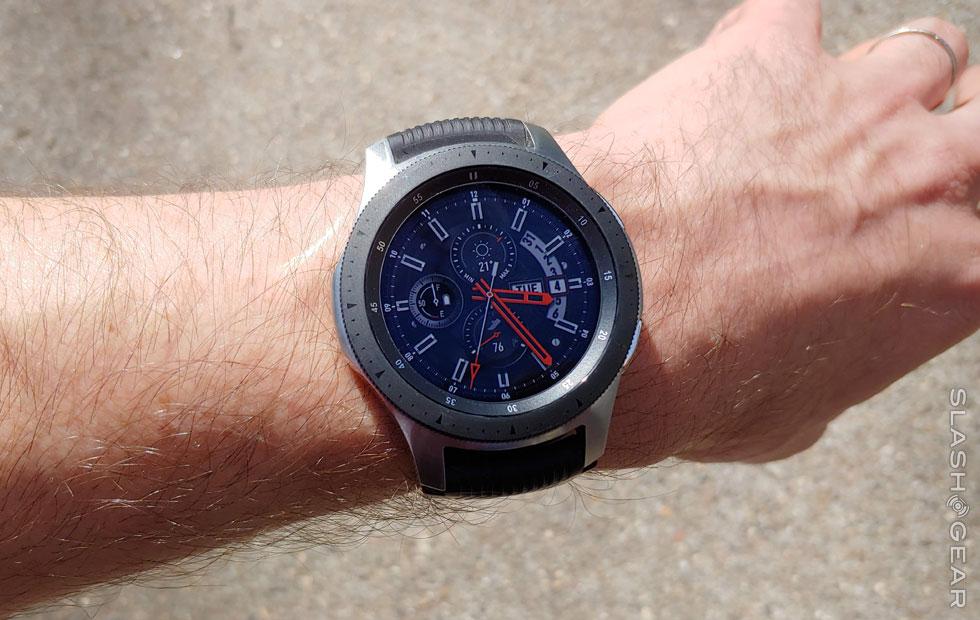 samsung galaxy watch 46mm on small wrist