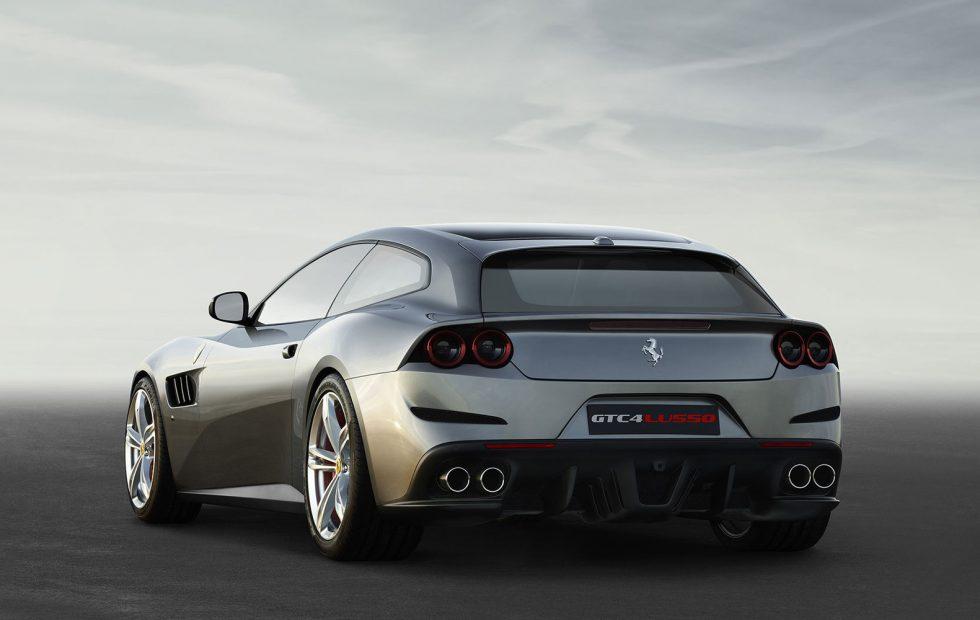 2022 ferrari suv