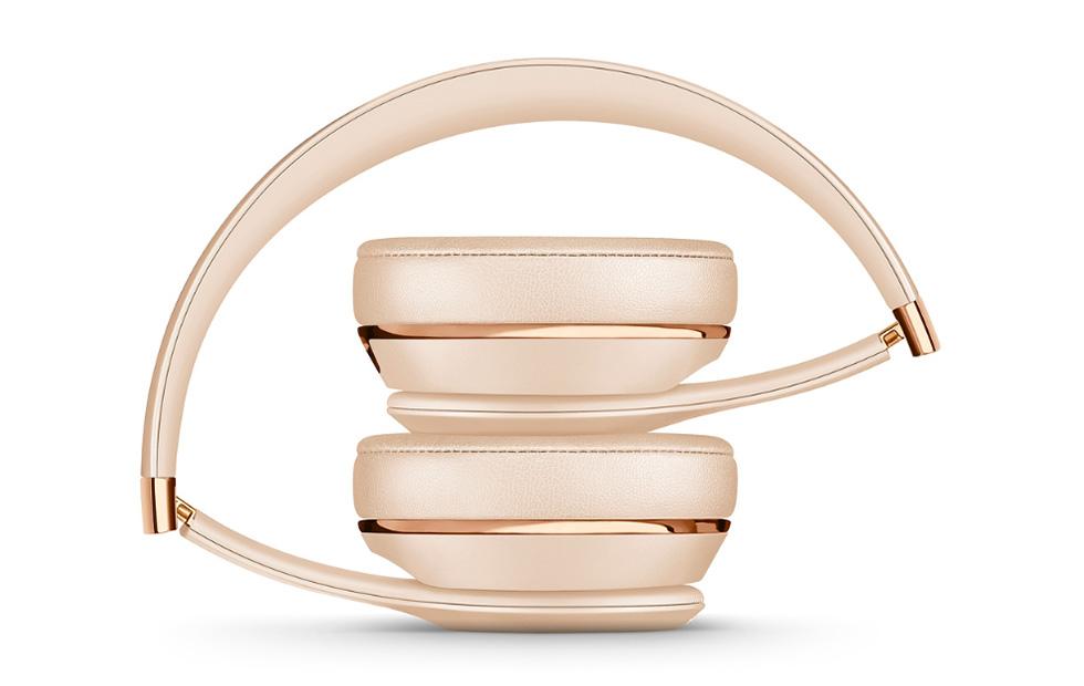 Beats adds headphone color options to match new iPhone XS and XR SlashGear