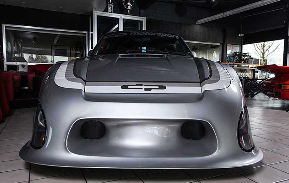 DP Motorsport 935 DPIII custom Porsche is breathtaking