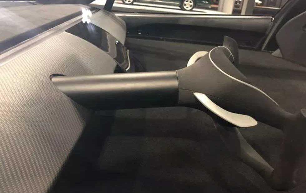 Tesla Roadster Prototype Interior Snapped Slashgear