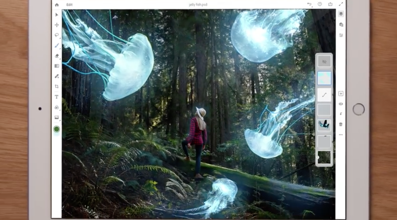 Ipad Getting Photoshop Cc And A Secret Drawing App Slashgear