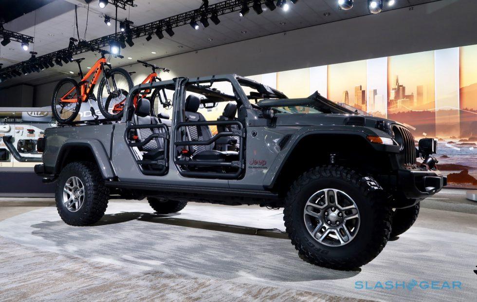 Charmingly Brash The 2020 Jeep Gladiator Is Just What It Needs To