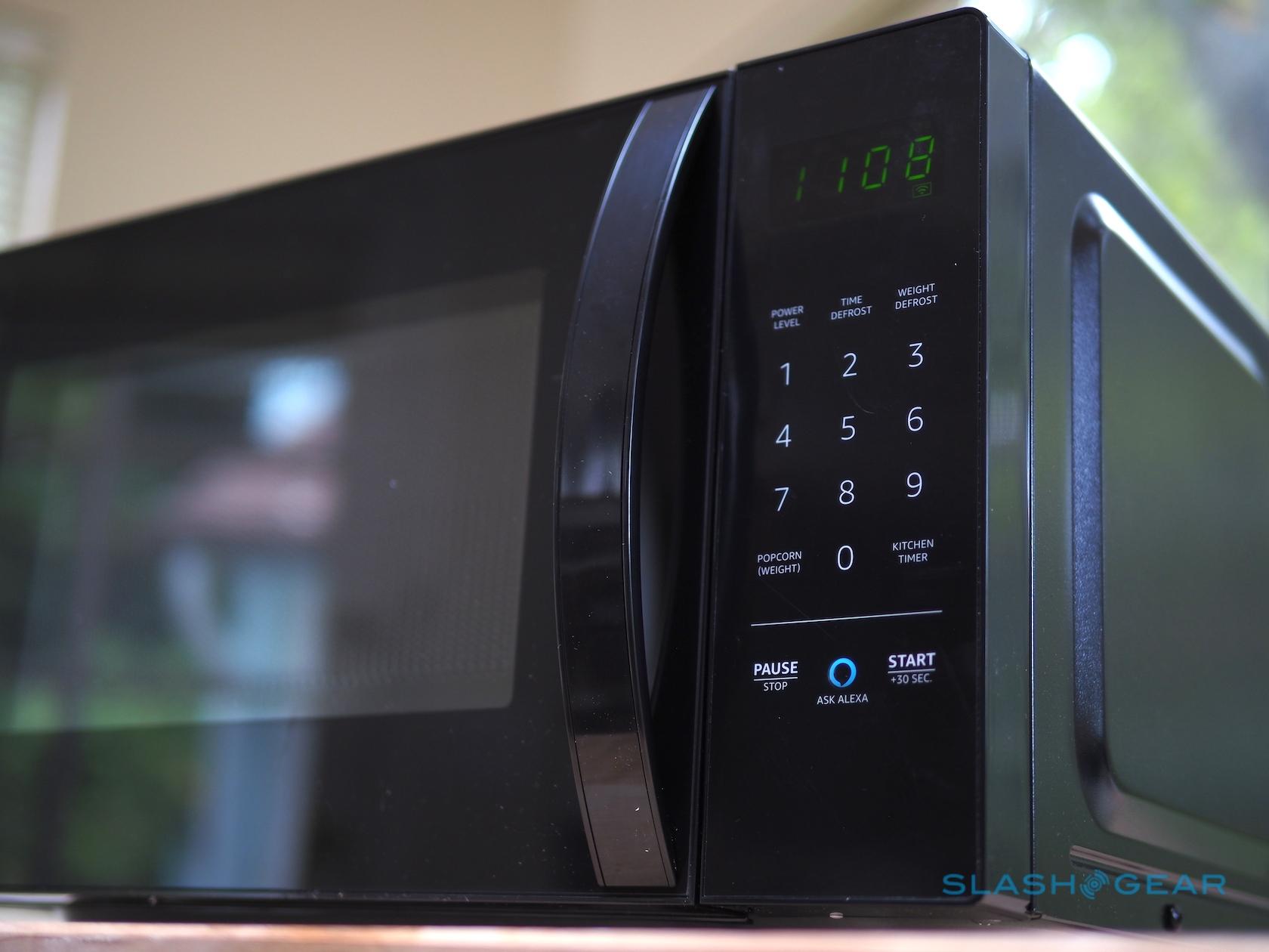 Amazonbasics Microwave Review Alexa Gets Cooking Slashgear