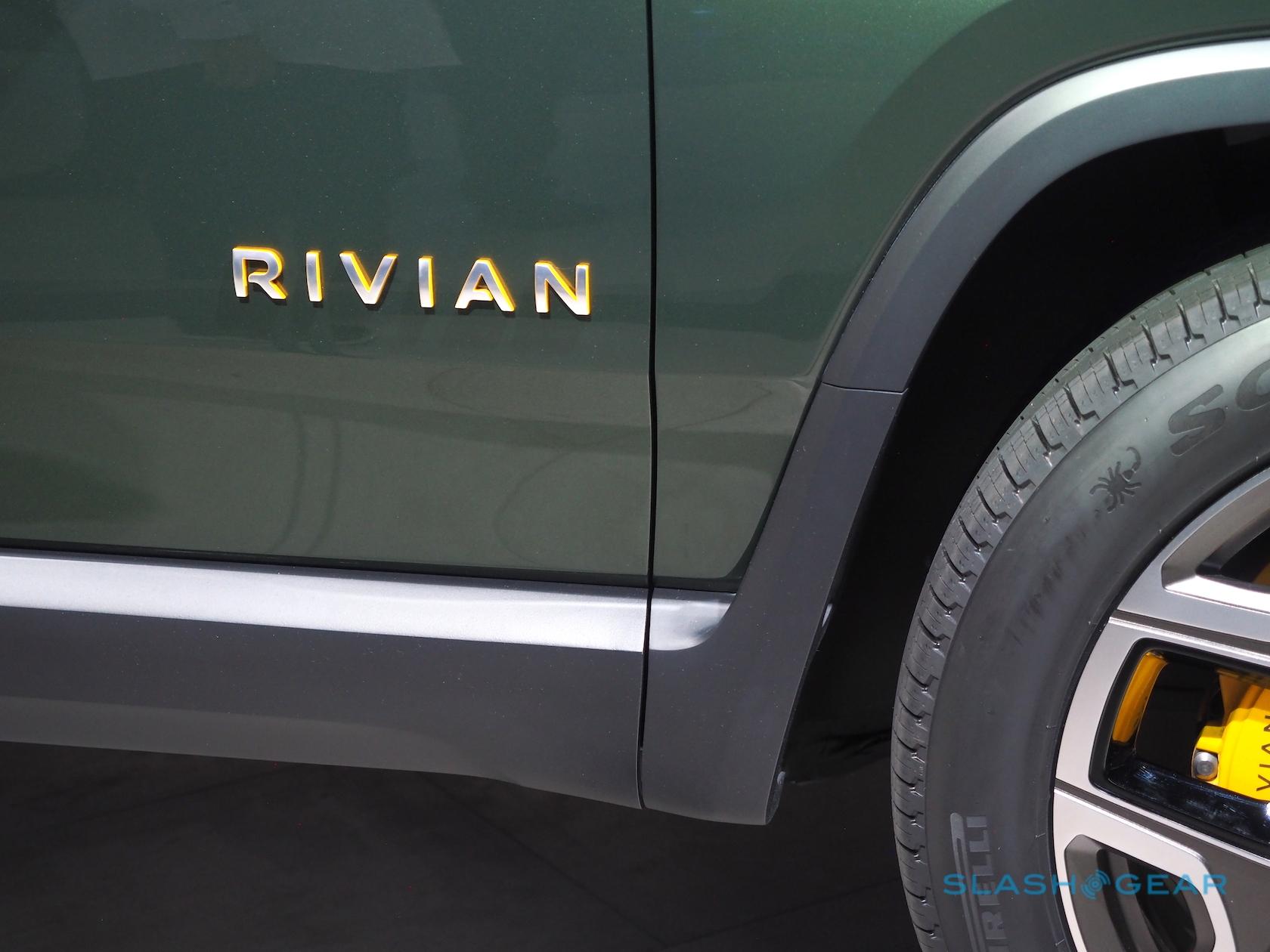 Rivian R1t Electric Pickup Truck And R1s Suv Gallery Slashgear