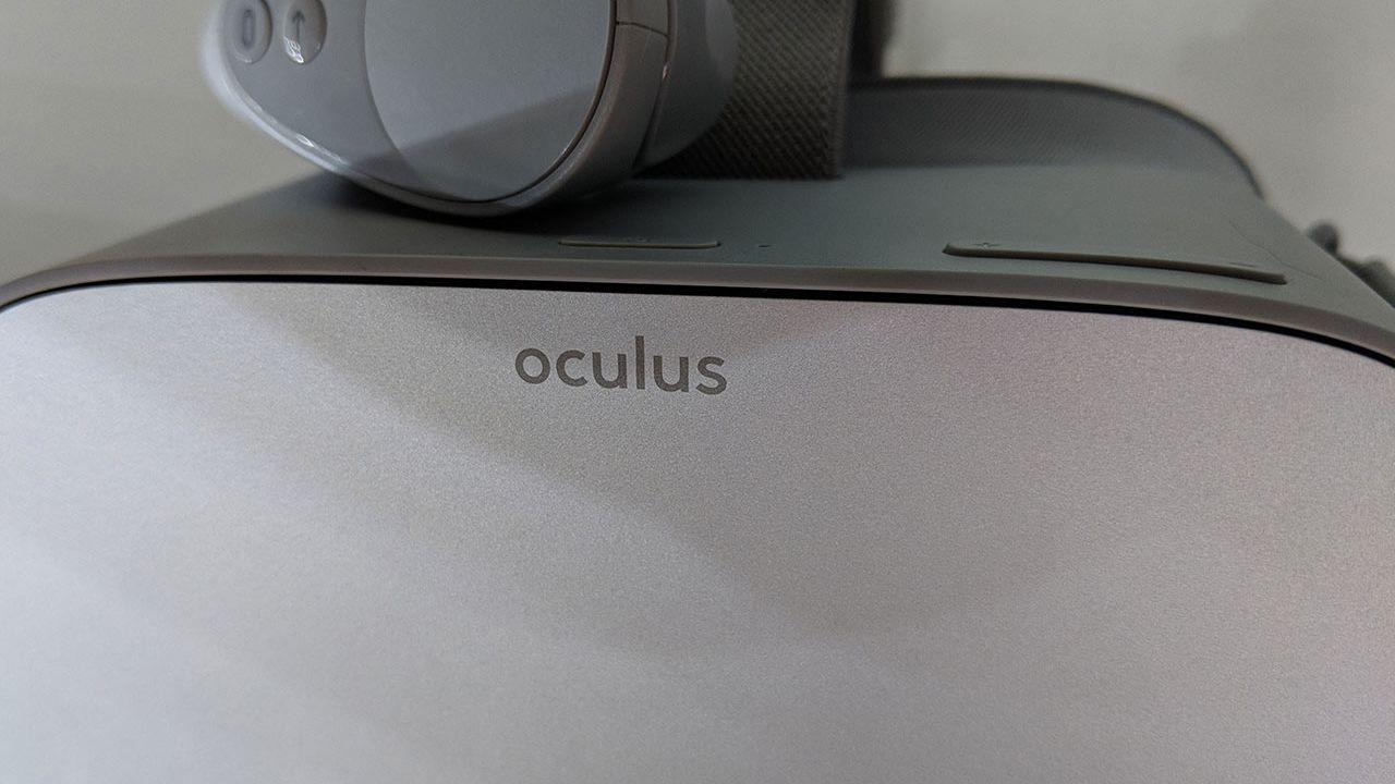 Oculus Go gets Sling TV, ESPN, FOX NOW and a new holiday promo