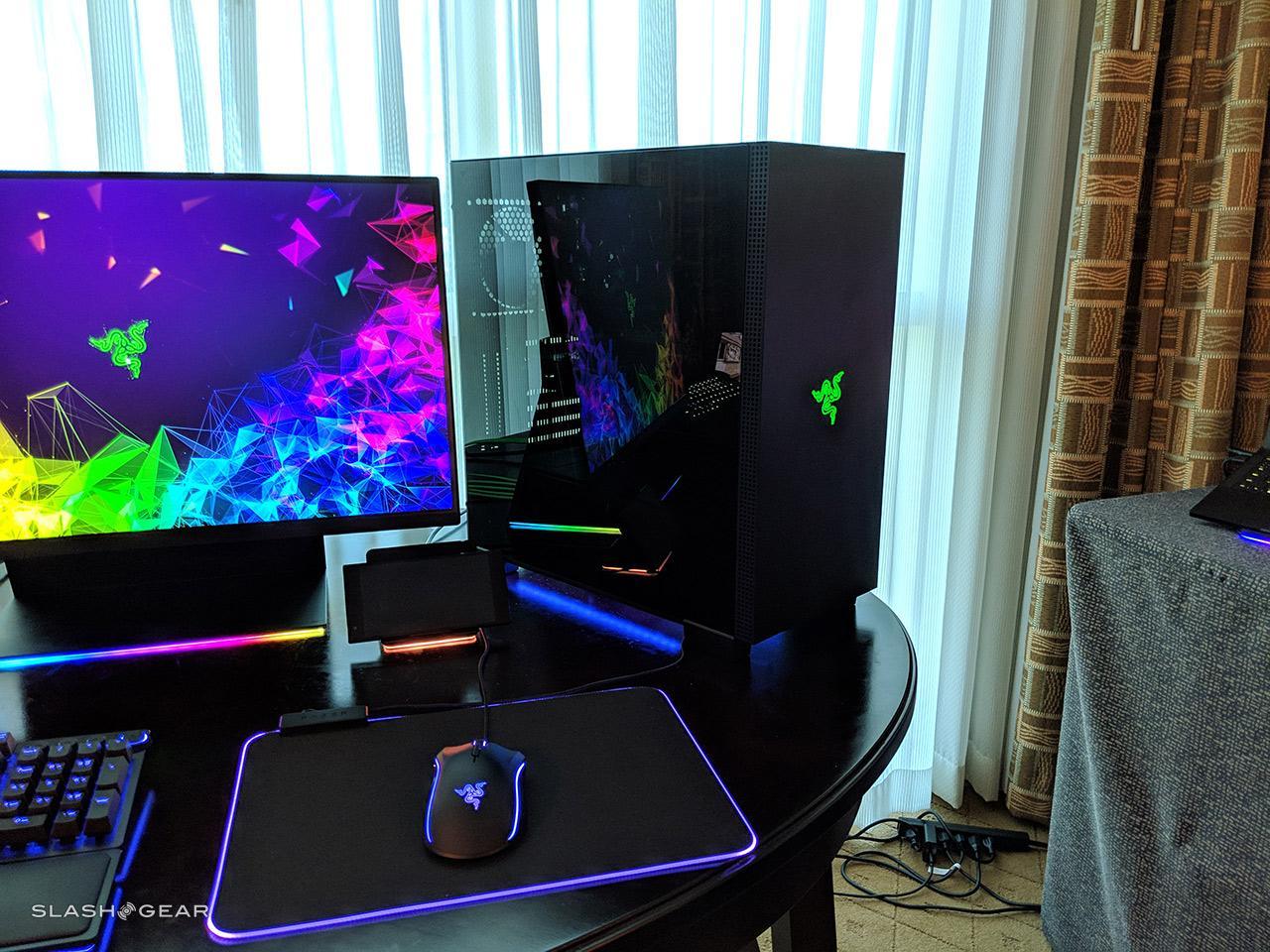 Razer Tomahawk Elite Hands On Pc Gaming Gull Wing Doors Slashgear