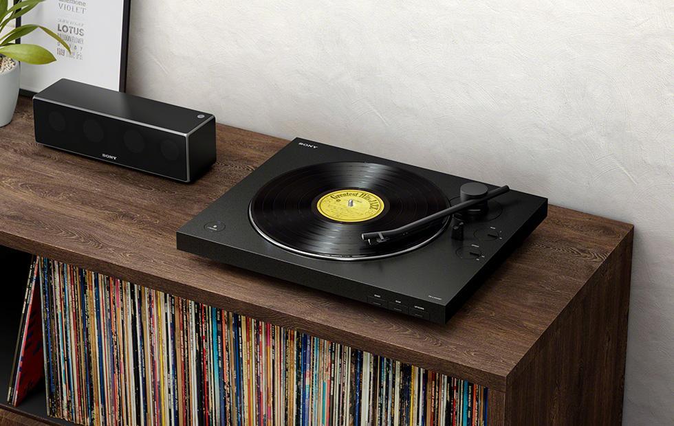 turntable with built in speakers and bluetooth