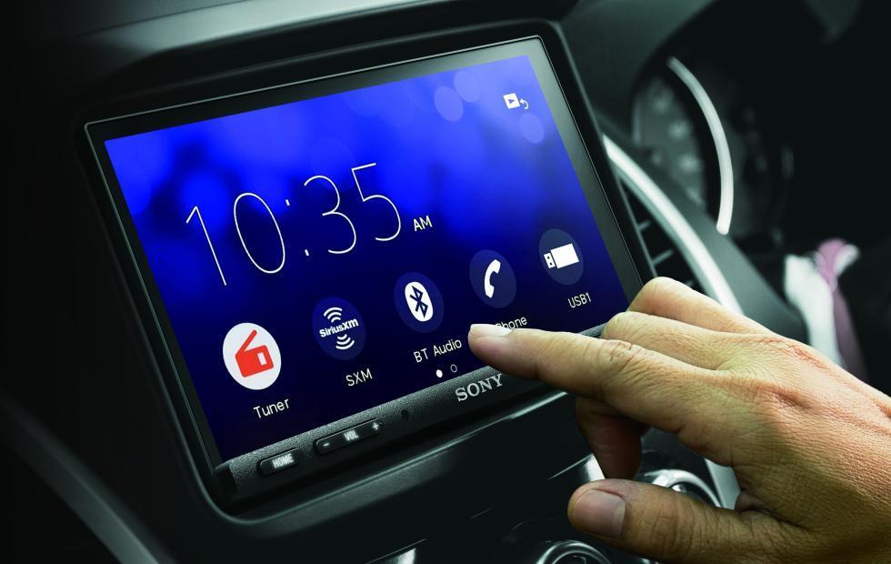 Sony XAV-AX7000 car receiver flaunts a fancier, more ergonomic look