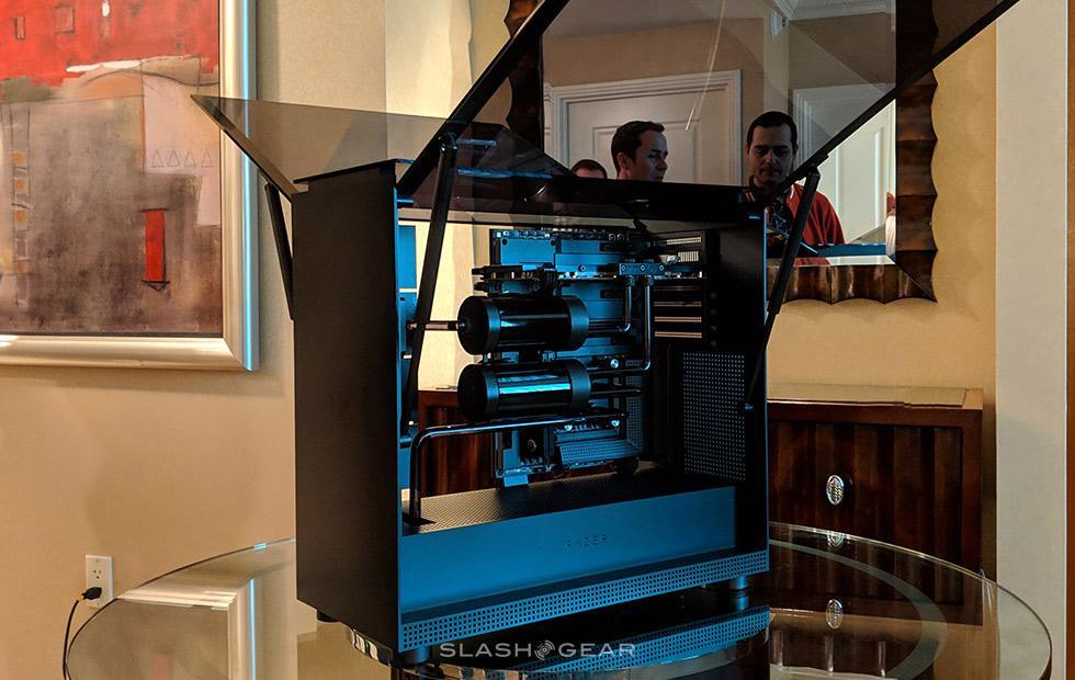 Razer Tomahawk Elite hands-on: PC gaming, gull-wing doors