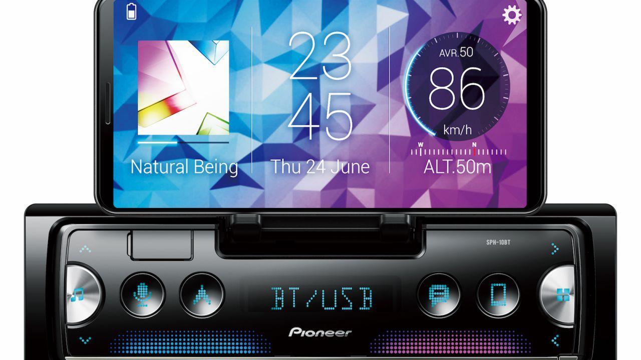 Pioneer makes your smartphone a clever dashboard touchscreen