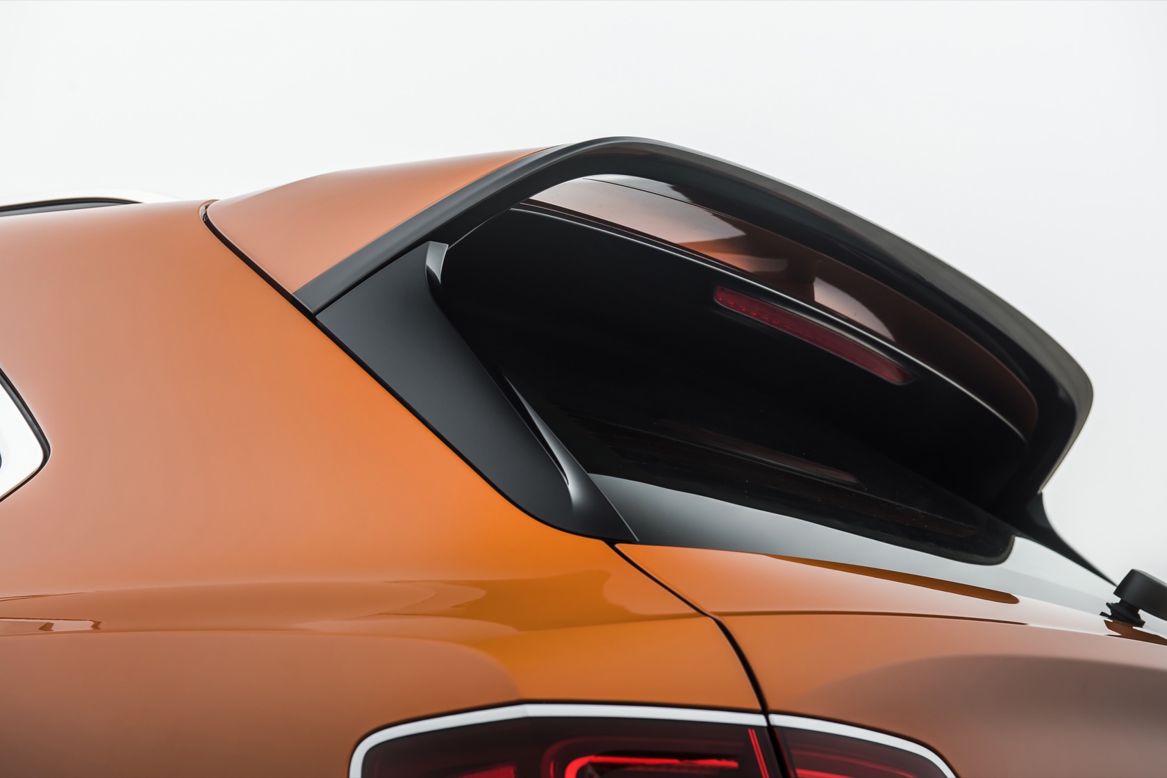 Bentley Bentayga Speed Edges Out Urus As World S Fastest