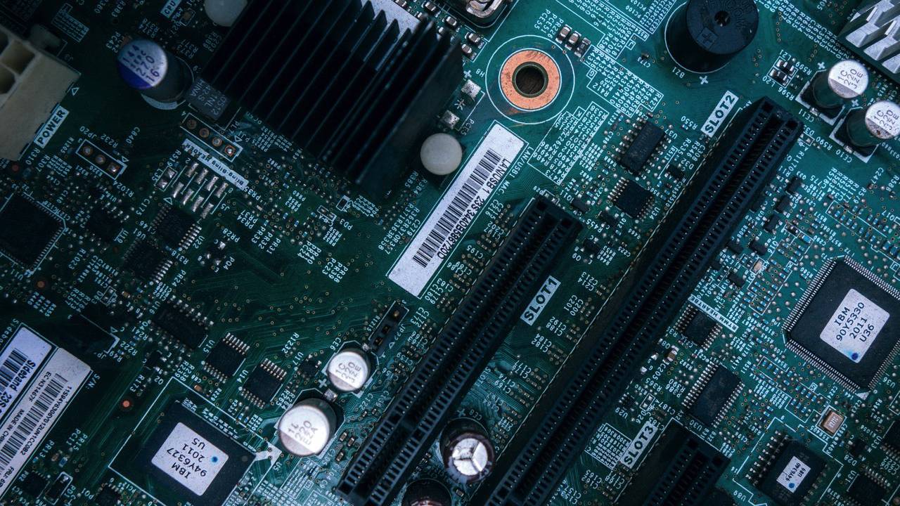 Don’t Throw it Away: Ways to Repurpose Your Old Tech
